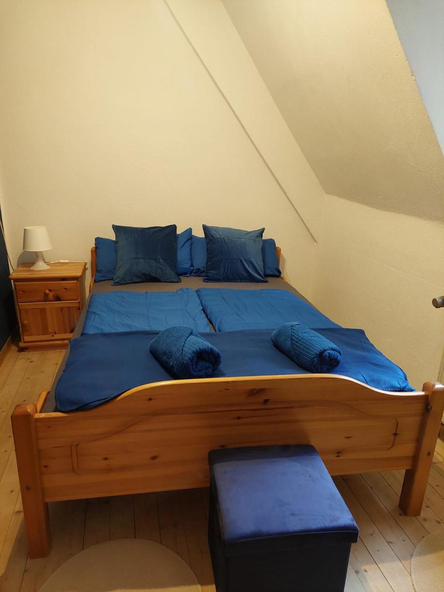 Ferienwohnung Am Berg Бад Бергцаберн Екстериор снимка